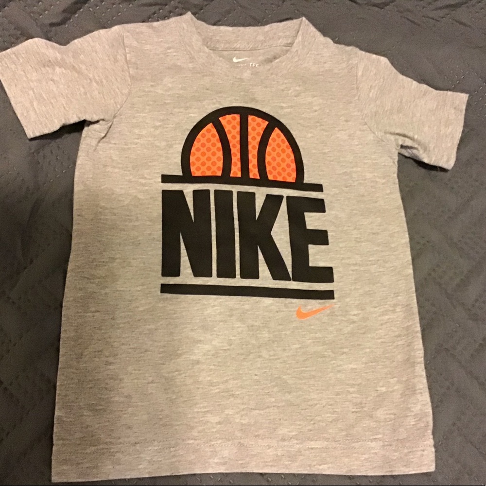Nike Basketball T-Shirt